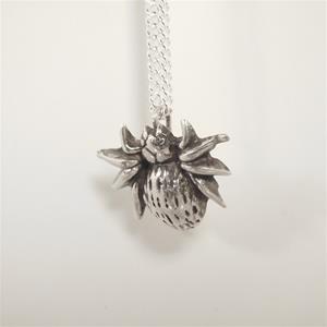 SPIDER STERLING SILVER PENDANT
