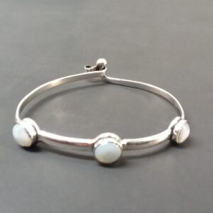 THREE STONE STERLING SILVER CLASP BRACELET